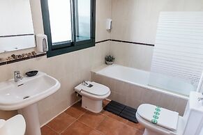 Apartamentos LA PARRETA PRIMERA LÍNEA