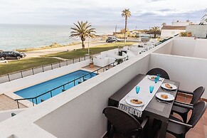 Apartamentos LA PARRETA PRIMERA LÍNEA