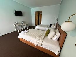 OYO 94362 Hotel Kebayoran