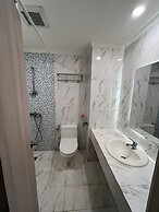 OYO 94362 Hotel Kebayoran