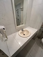 OYO 94362 Hotel Kebayoran