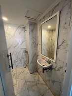 OYO 94362 Hotel Kebayoran