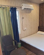 Goroomgo Ayodhya Vatika Homestay