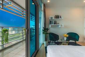 Salute de Sailing Tower Luxury Apartment