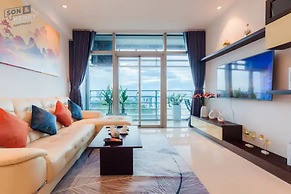 Salute de Sailing Tower Luxury Apartment