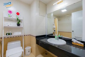 Salute de Sailing Tower Luxury Apartment