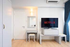 Salute de Sailing Tower Luxury Apartment