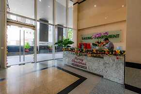 Salute de Sailing Tower Luxury Apartment