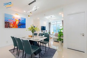 Salute de Sailing Tower Luxury Apartment