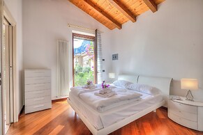 La Perla Di Riva 200m From The Lake