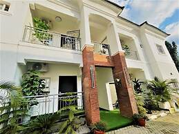 Imperio Luxurious Boutique Apartments