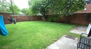 Flat in Glasgow,close to all Local Amenities,