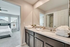 14 Mi to Wdw: Family-friendly Home w/ Movie Room!