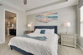 14 Mi to Wdw: Family-friendly Home w/ Movie Room!