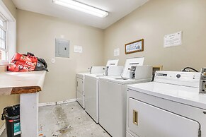 Walkable Couple's Retreat in North Myrtle Beach!