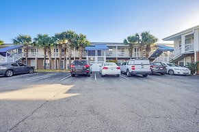 Walkable Couple's Retreat in North Myrtle Beach!