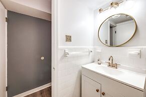 Lakefront Guest Suite Near Richmond