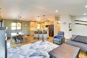 5 Mi to Whitefish Resort: Home w/ Shared Hot Tub!