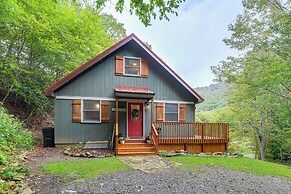 Wolf Laurel Escape: Village Club & Scenic Views!