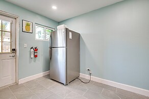 Riverfront Unit w/ Shared Pool & Dock in Melbourne