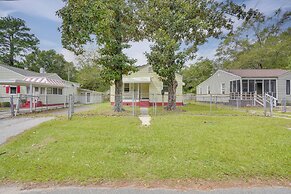 3 Mi to Park Circle: North Charleston Abode!