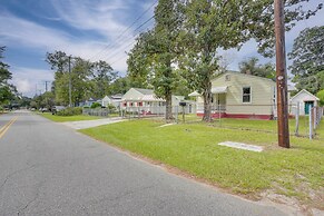 3 Mi to Park Circle: North Charleston Abode!