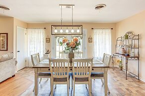 Fire Pit & Patios: Peaceful Alto Getaway!