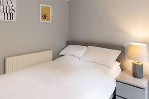 Host Stay Burton Road
