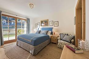 Alpine Bliss Retreat in Sankt Anton
