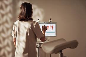 Medical Resort & Clinic