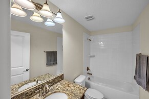 Modern Riverview Oasis Near Tampa Bay 5 Bedroom Home