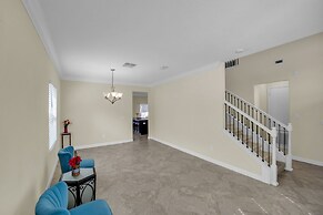 Modern Riverview Oasis Near Tampa Bay 5 Bedroom Home