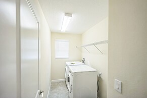 Modern Riverview Oasis Near Tampa Bay 5 Bedroom Home