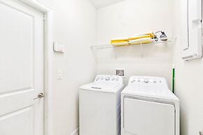 More Space Than Needed Huge 6 Bedroom Home! 6 Villa