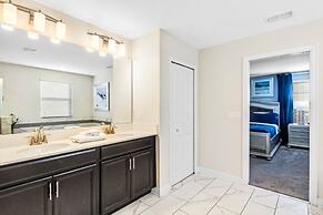 More Space Than Needed Huge 6 Bedroom Home! 6 Villa