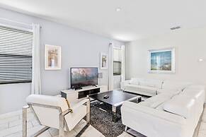 More Space Than Needed Huge 6 Bedroom Home! 6 Villa