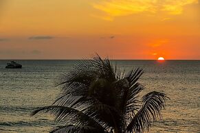 Sugar Beach Resort Ph35 2 Bedroom Condo