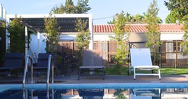 Art 4 You Carcavelos Suites