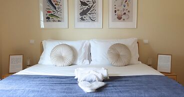 Art 4 You Carcavelos Suites