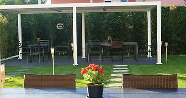 Art 4 You Carcavelos Suites