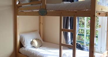 Art 4 You Carcavelos Suites