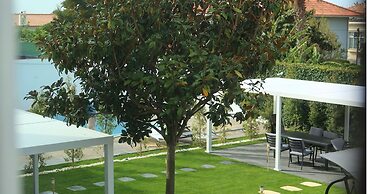 Art 4 You Carcavelos Suites