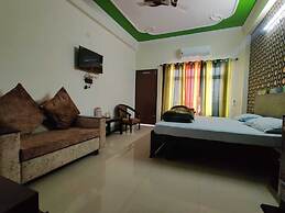 Hotel Aashriwad