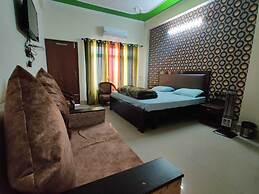 Hotel Aashriwad