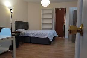 Large Ensuite Near Science Park, Cambridge