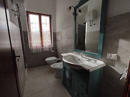 Family Apartment With Balcony In Budoni