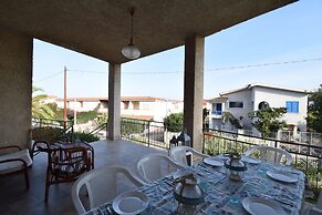 Family Apartment With Balcony In Budoni