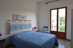 Family Apartment With Balcony In Budoni