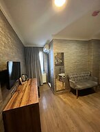 La Vie Suit Hotel