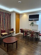 3 Bed Flat - Sleeps 5 - Wifi